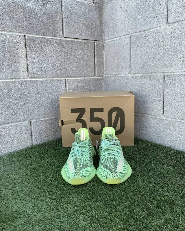 Adidas yeezy boost 350 v2 yeezreel non reflective