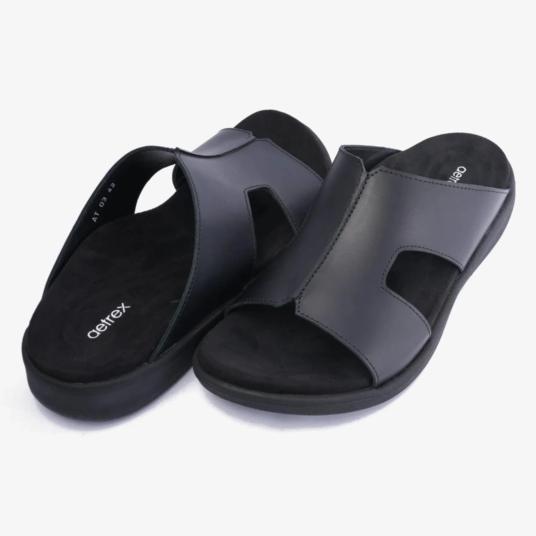 Aetrex classic sandals with a comfortable footbed Black