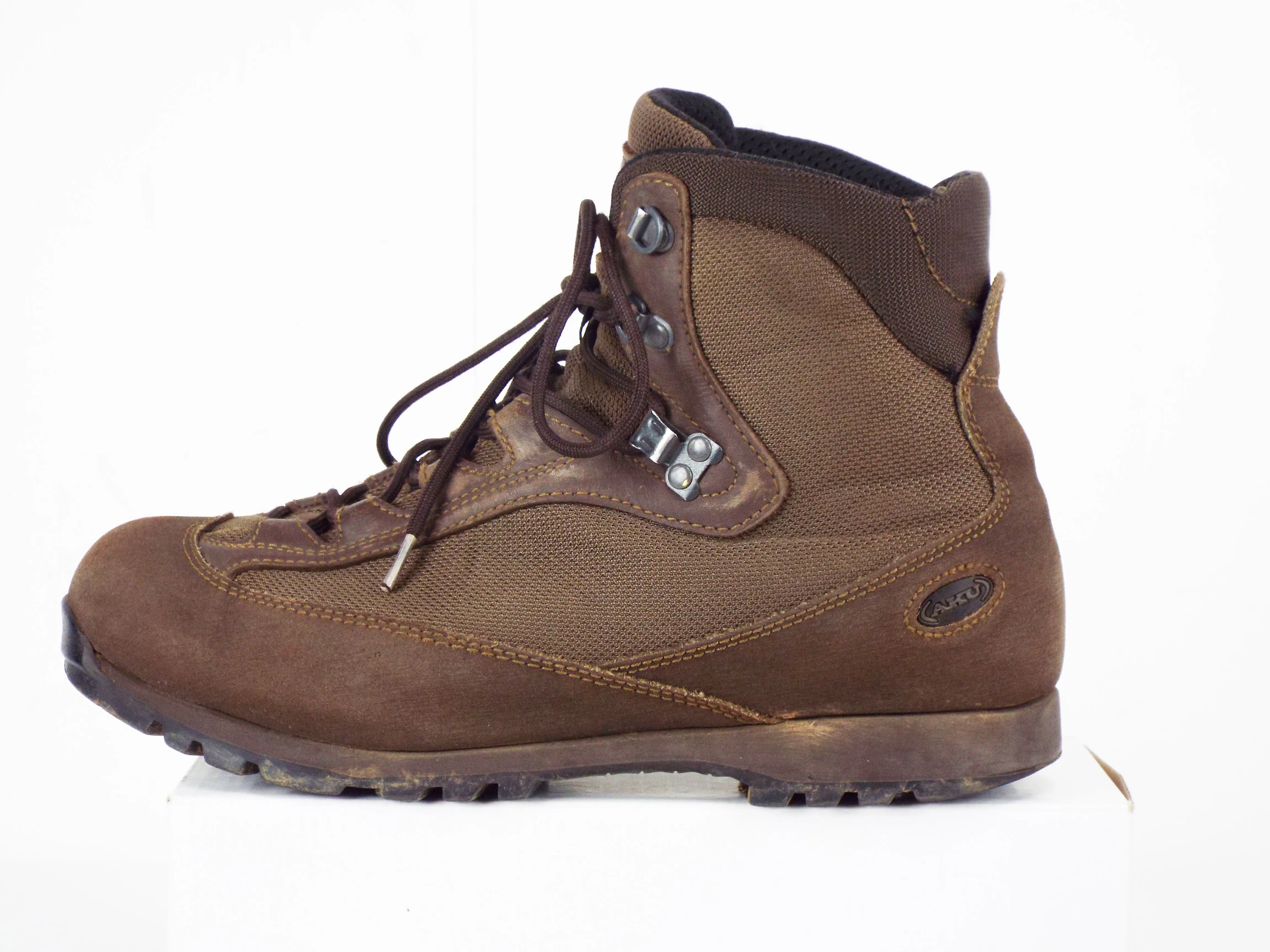 British Army - Brown Ankle Boots - AKU - Grade 1