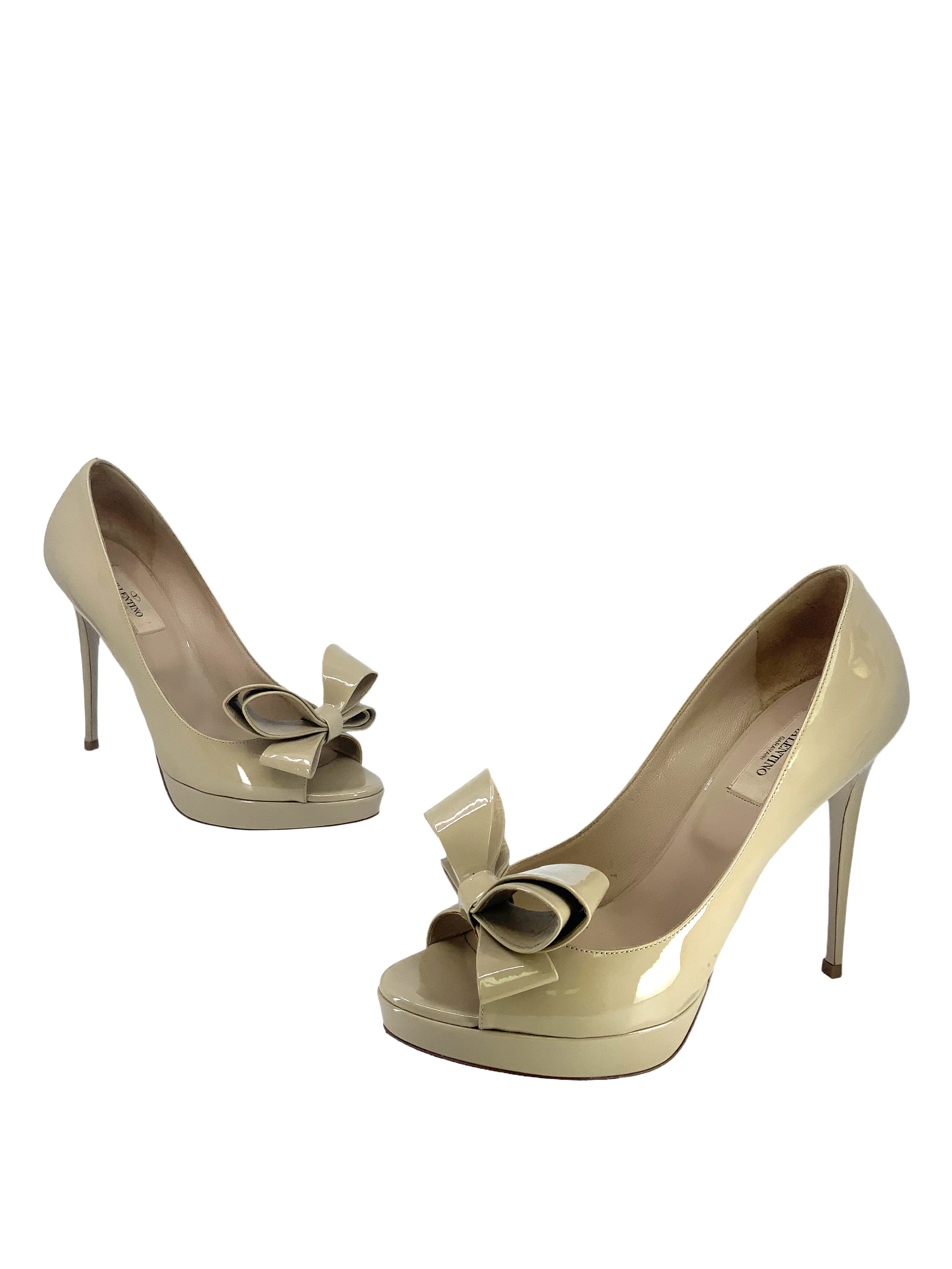 Valentino Patent Leather Bow Accent Pumps Size 9.5