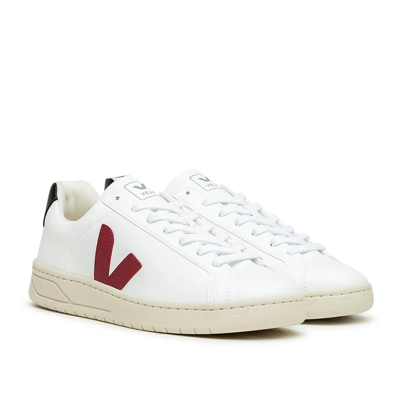 VEJA Pack Man Urca CWL (White / Red)