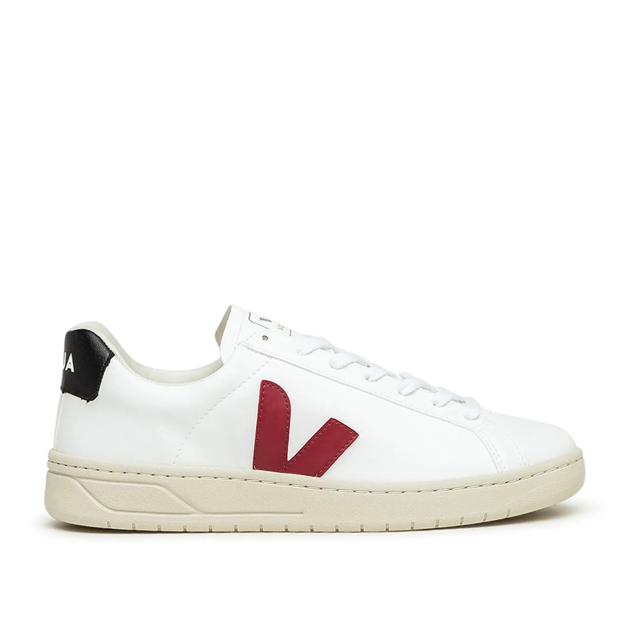 VEJA Pack Man Urca CWL (White / Red)