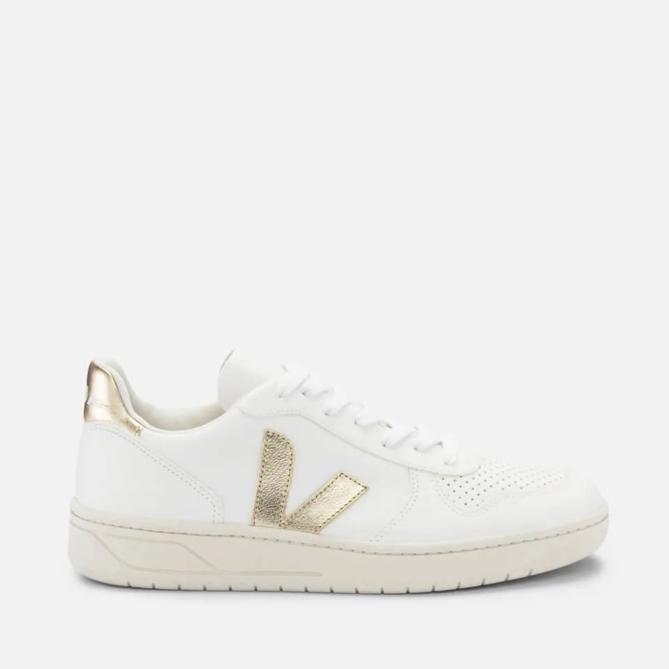 Veja V-10 Chrome-Free Leather Trainers - UK 2 | Coggles