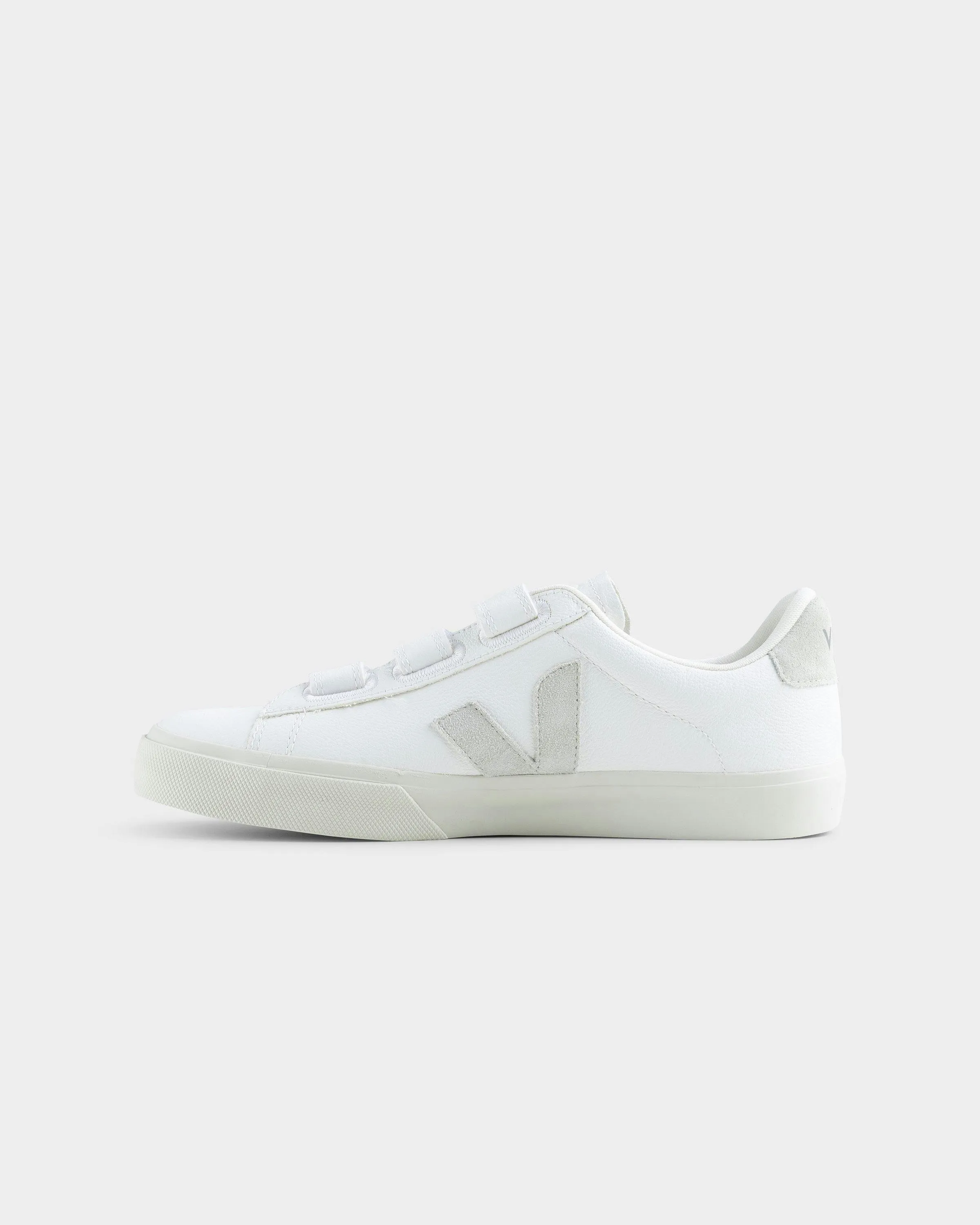 VEJA – Recife Chrome-Free Leather White/Natural | Highsnobiety Shop