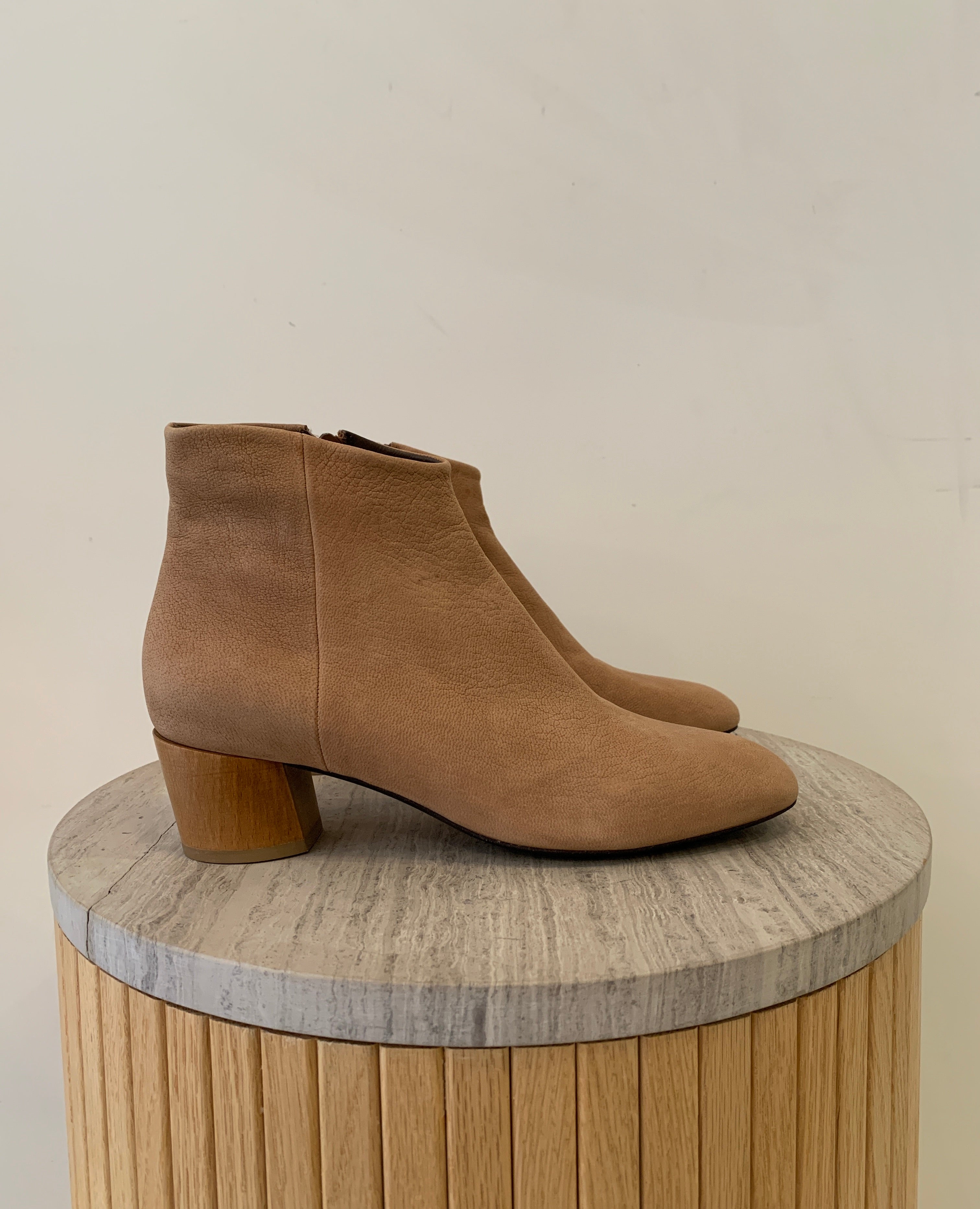 Warehouse Sale - Cisco Bootie Tan Nubuck