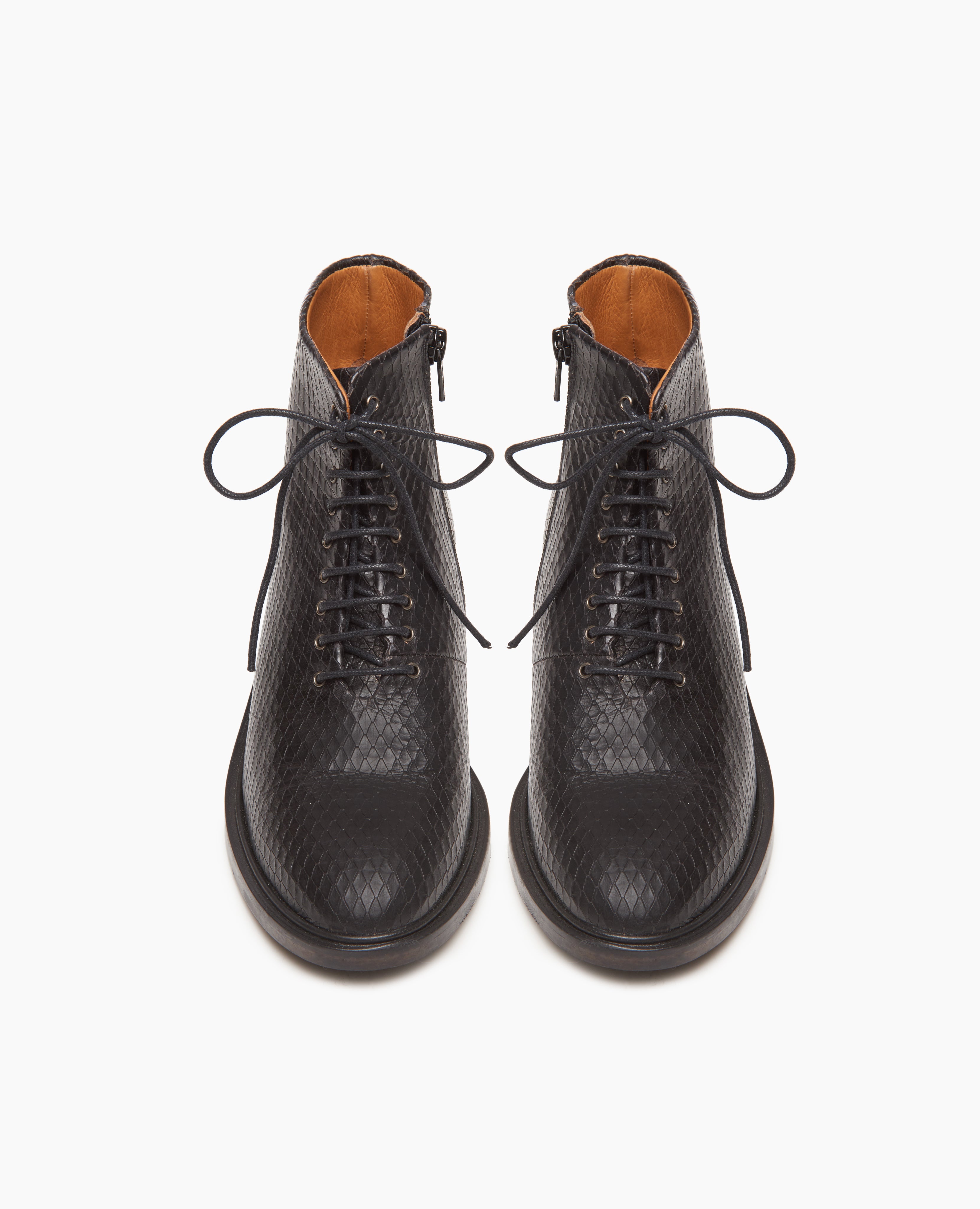 Warehouse Sale - Utano Boot Textured Black Leather