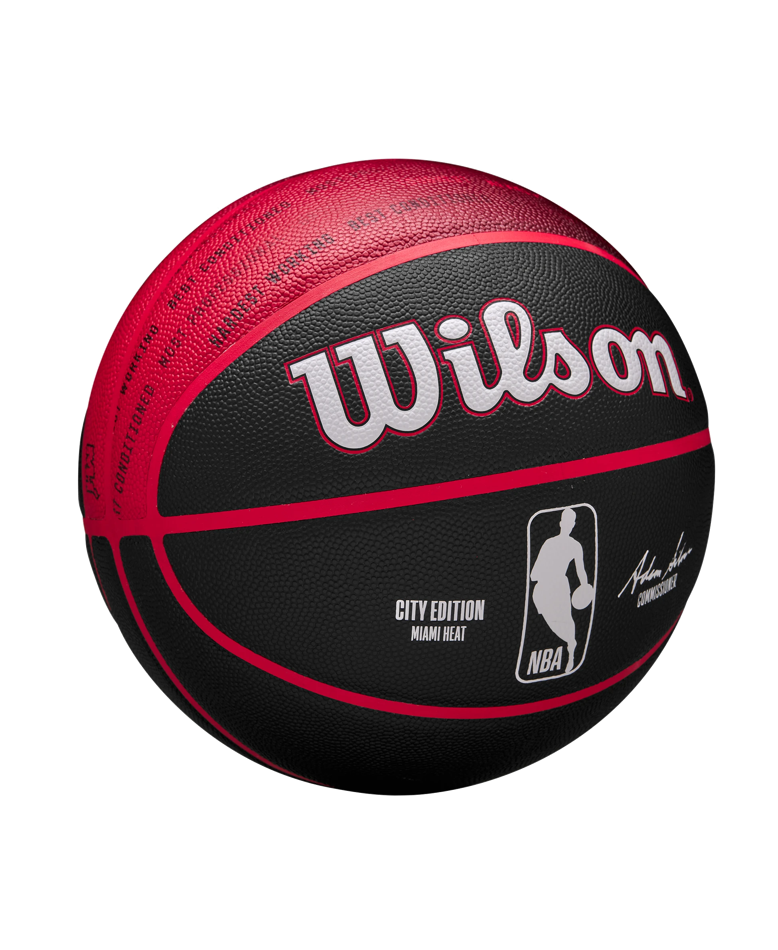 Wilson HEAT Culture Collector Basketball