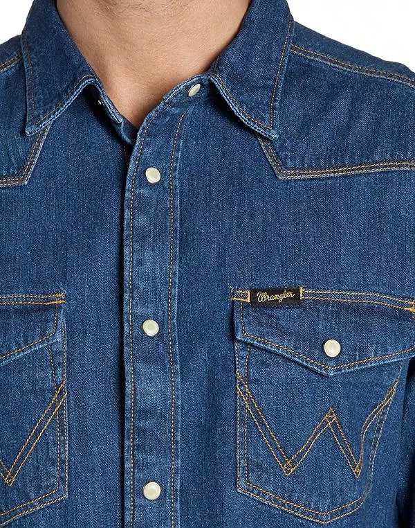 WRANGLER - CLASSIC WESTERN SHIRT - Indigo - Casual Fit