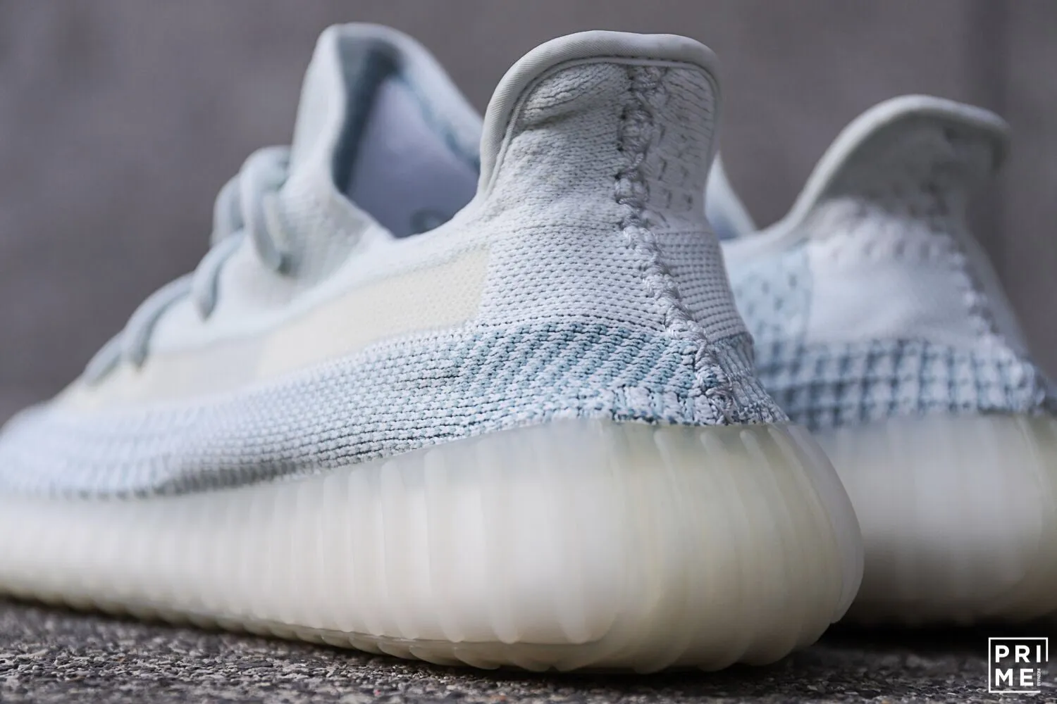 Yeezy 350 v.2 Cloud White (FW3043)