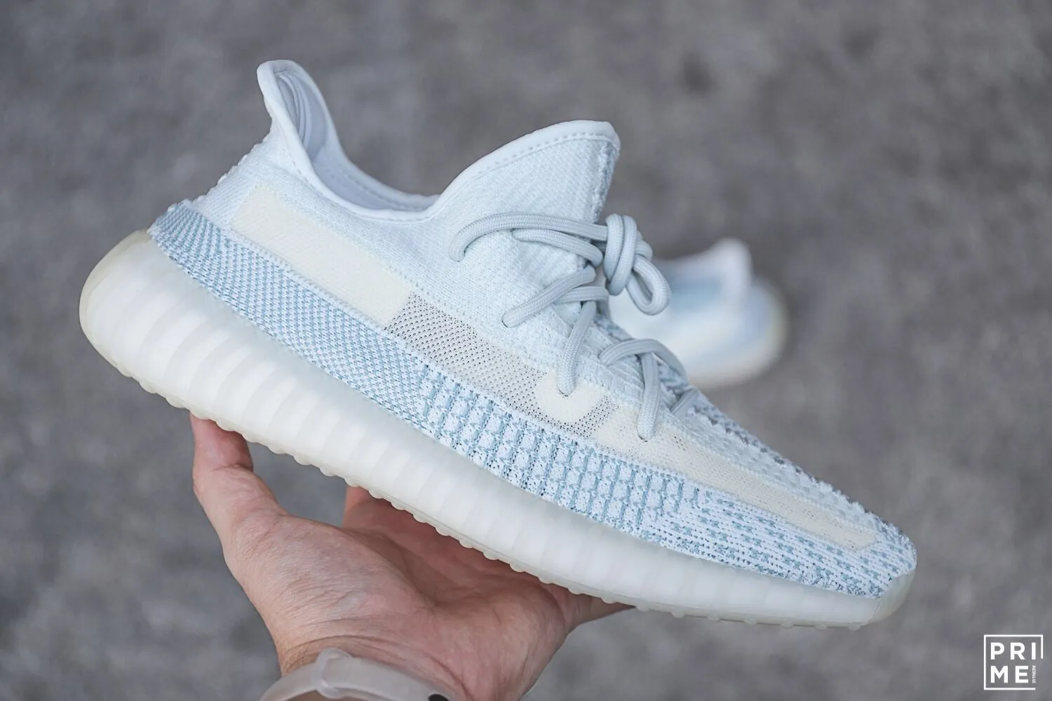 Yeezy 350 v.2 Cloud White (FW3043)