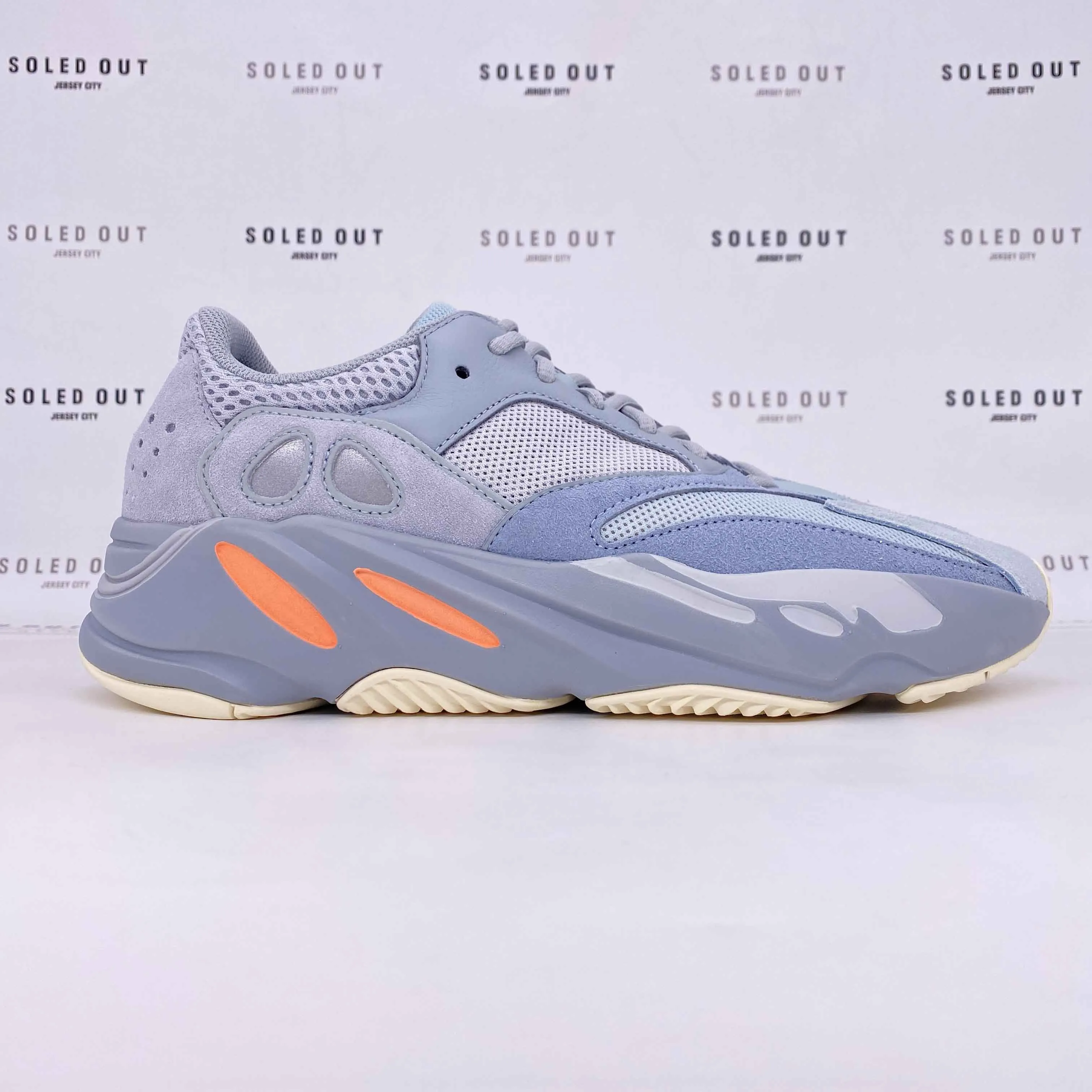 Yeezy 700 Inertia 2019 New (Cond) Size 8